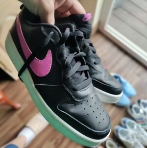 Nike Kids Sneakers Black with Pink Accents